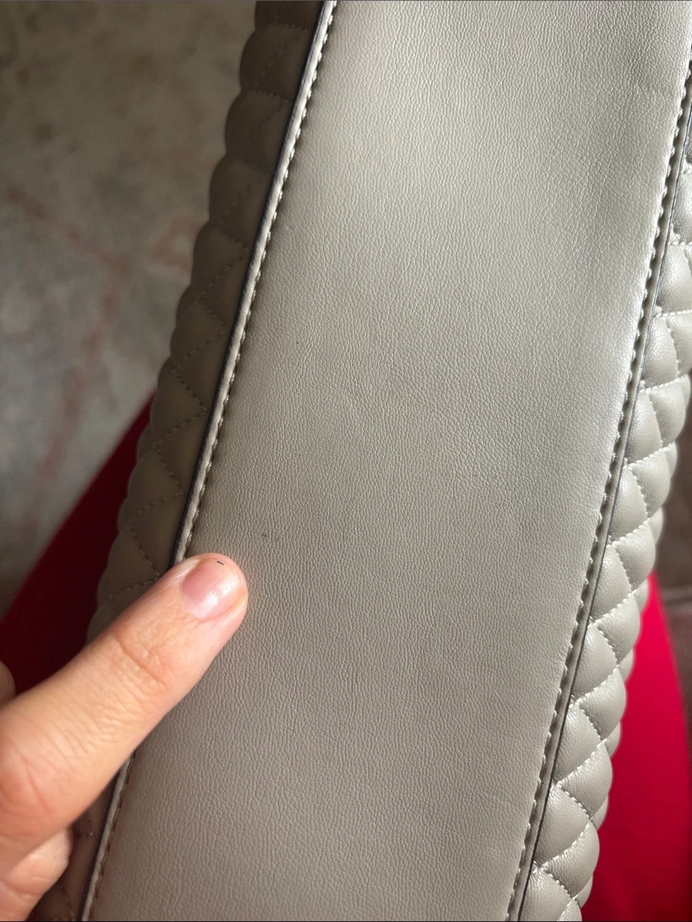 Nine West Gray/beige quilted purse
